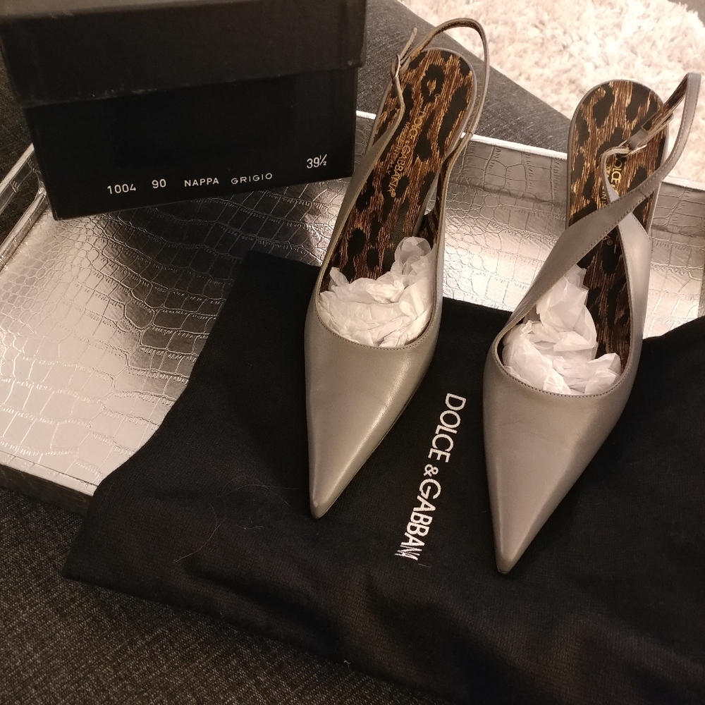 Dolce & Gabbana grey heels, sz 39.5